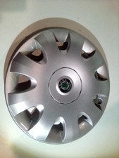 Enjoliveur SKODA OCTAVIA 2