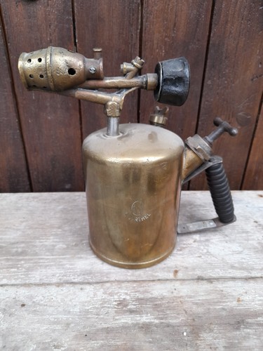 Grande lampe fer - lampe, a