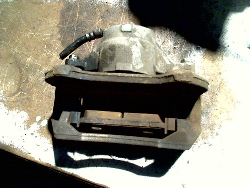 Etrier frein avant - de,