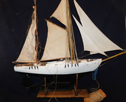 Tres bel ancien - tres, grand