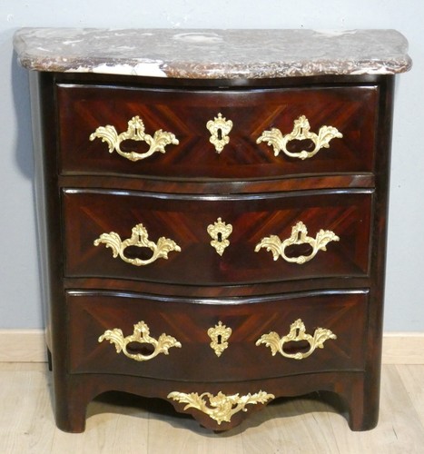 Petite commode entre deux - petite,