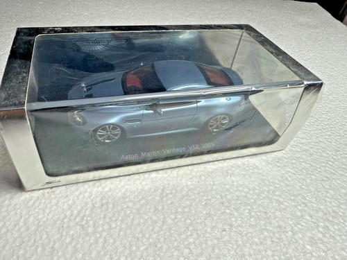 Rare aston martin - !,