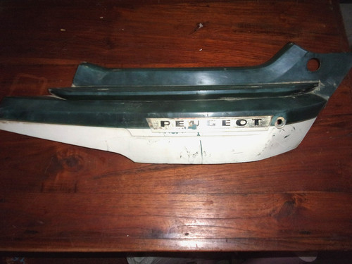 Rare cache carter latéral - cache,