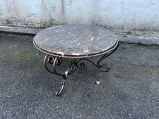 Table basse en fer forgé et plateau marbre