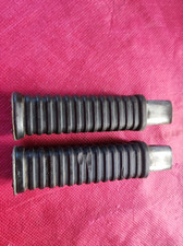 PAIRE DE REPOSE PIED D