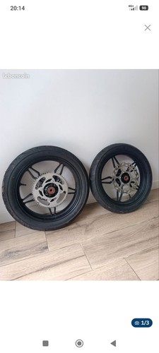 Roue moto - roue,