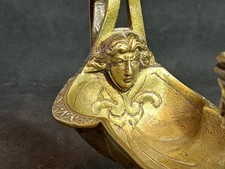 Bougeoir à main ras de cave