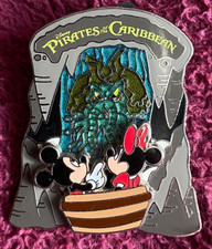 PIN'S - DISNEY / DISNEYLAND -