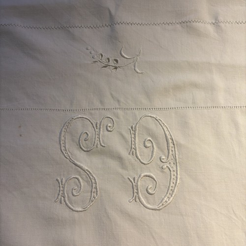 Drap brodé monogramme 40 - monogramme, x