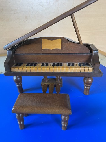 Piano queue miniature - 🎹,