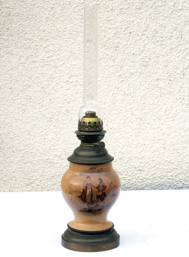 Lampe pétrole faïence - à, en