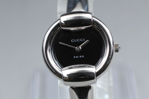 Presque comme neuve montre - [presque,