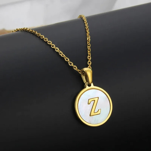 Collier pendentif lettre - collier, et