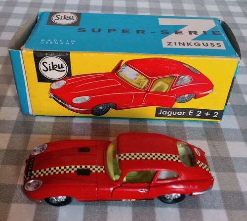 Voiture miniature suki v - miniature,