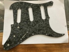 PERLOID PICKGUARD SSS for