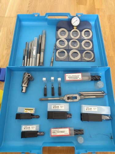 Lot outils pour - , usinage