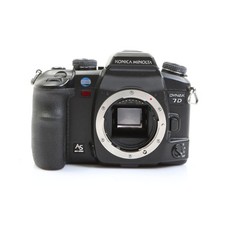 Konica Minolta Dynax 7D + C