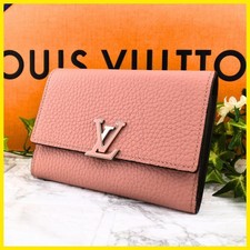 LOUIS VUITTON Excellent Condition   Portefeuille Capucines Compact Folding Walle