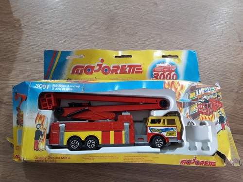 Lot anciens camions - d'anciens,