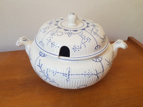 Belle ancienne soupière - ancienne,