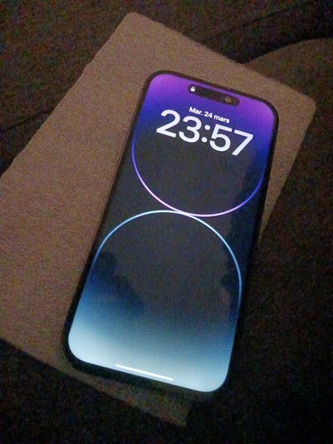 Apple iphone pro - pro,