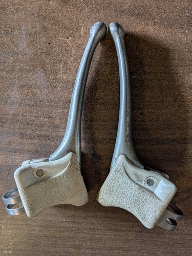 Paire poignées leviers de - poignées/leviers,