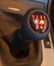 pommeau de vitesse lumineux