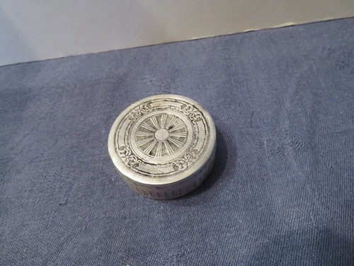 Ancienne boite argent - en,