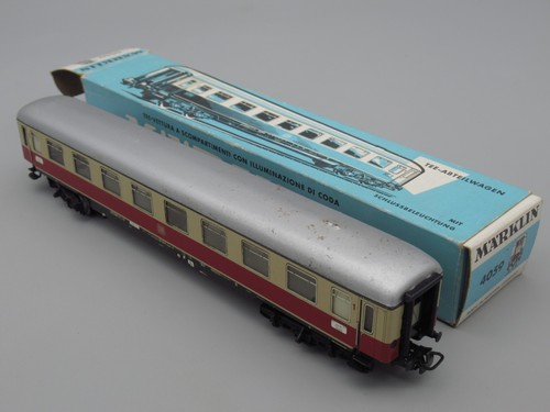 Wagon voiture 423 avec - 423,
