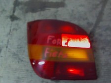 Feu arriere principal gauche