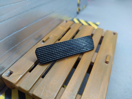Grille capot moteur - 1/18,