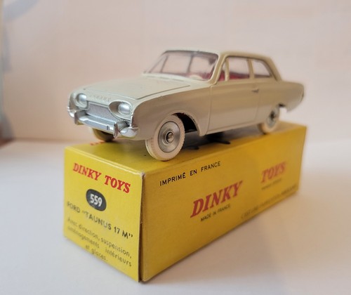 Dinky toys 559 ford - toys, 17