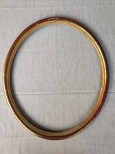 cadre ovale bois dore