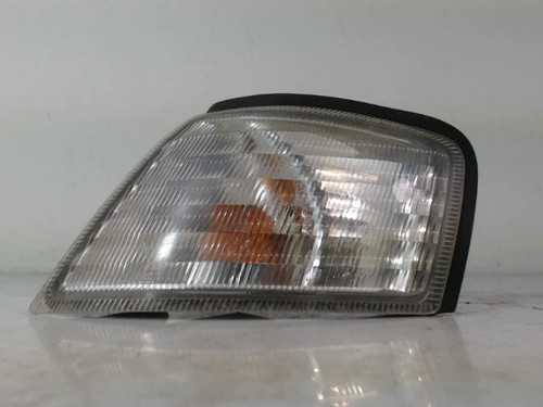 Clignotant avant gauche nissan - clignotant,