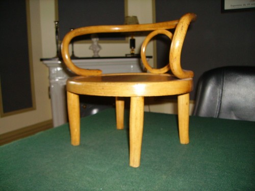 Petite chaise thonet - chaise,