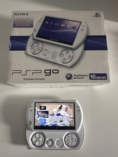 Sony PSP Go 16GB Pearl White