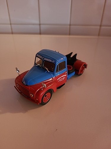 Miniature ixo tracteur seul - :,