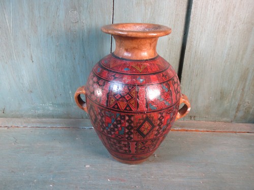 Old ethnic terre brique - , vase