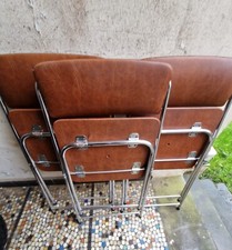 3 chaises vintage Eyrel 120€