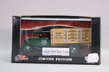 LL1954 UNIQUE REPLICAS UR-89101 1/43 Ford BB-157 Skate Truck 1934 EdL