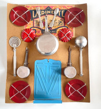 DINETTE ANTIQUE COOKWARE ON CHROME CARDBOARD "LA DINETTE DE POULBOT"