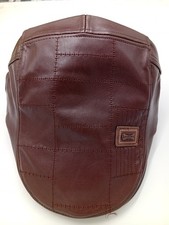 Casquette plate cuir vintage -
