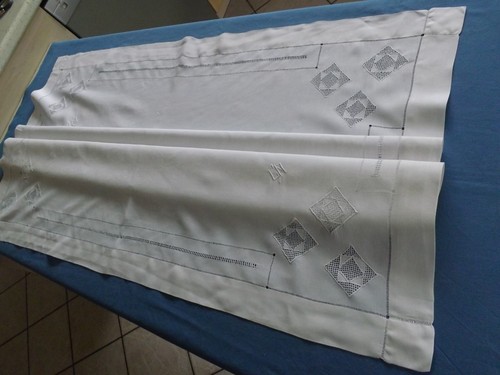 Nappe brodée x 1 - nappe, 1.03
