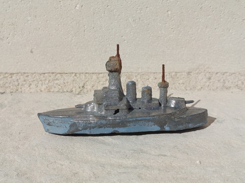 Jouet plomb creux bateau - -,
