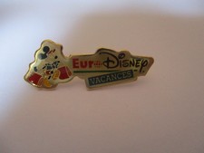 PINS  EURODISNEY   VACANCES