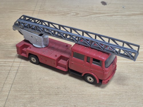 Camion pompier berliet - pompier,
