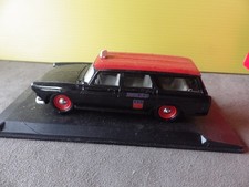 EPAVE    PEUGEOT 404 BREAK SUR
