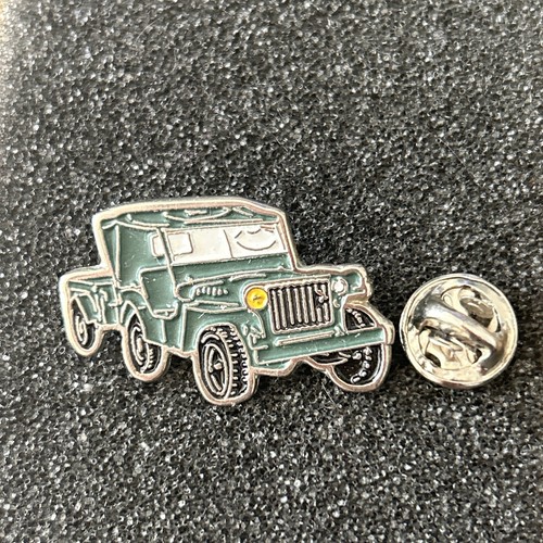 Pin pins - pin's,