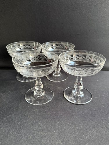 Coupes champagne baccarat - à,