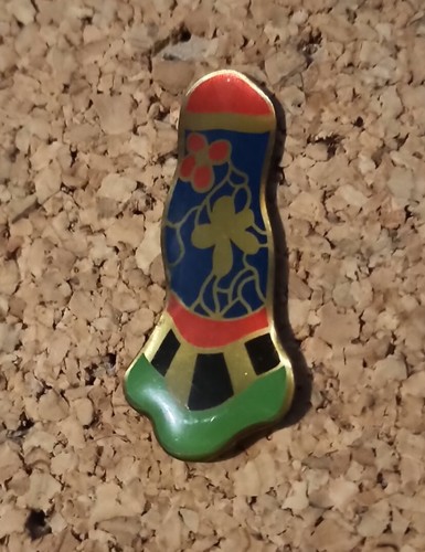 Pin niki saint phalle - pin's,